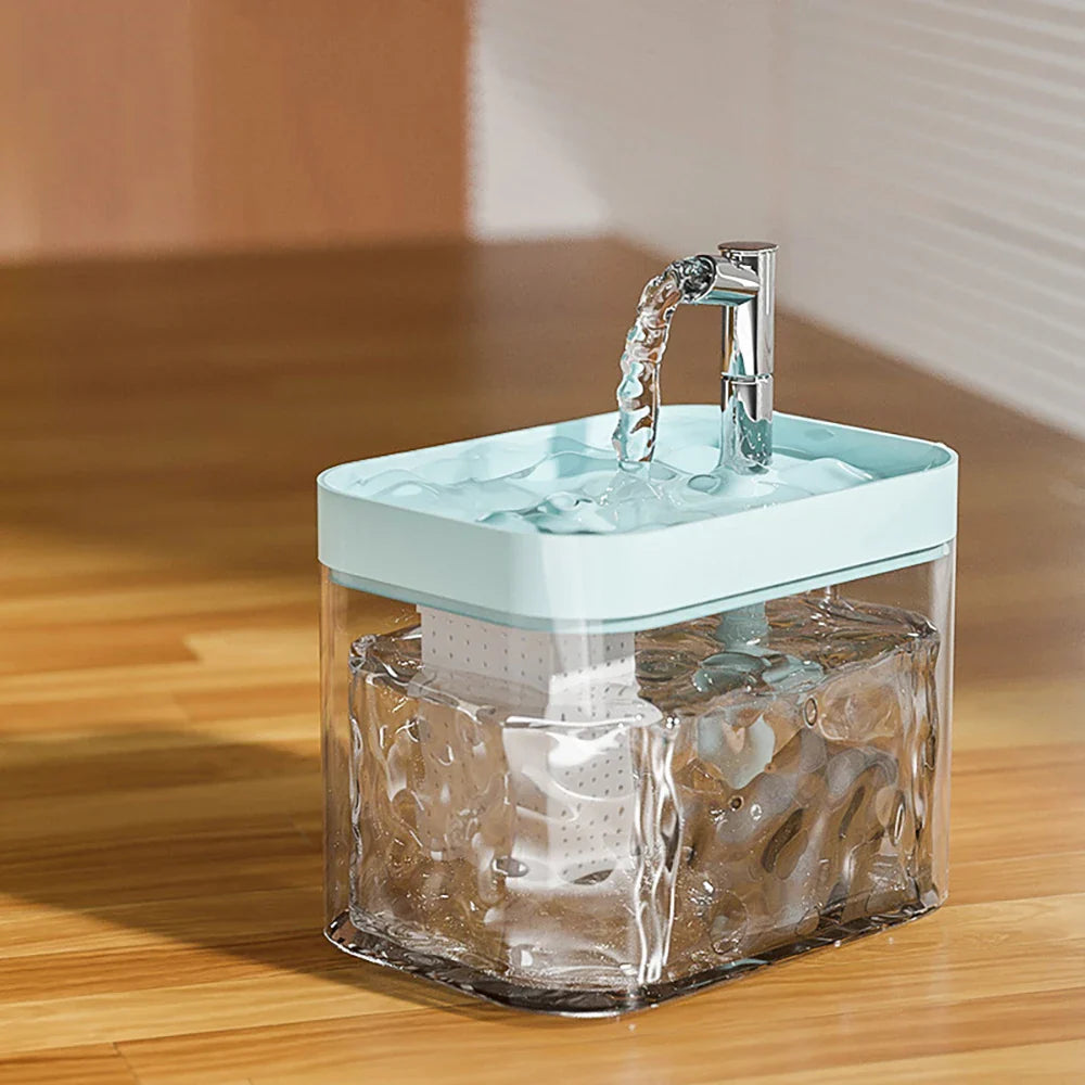 Fontaine à eau pour chat 2,5 L avec plateau large